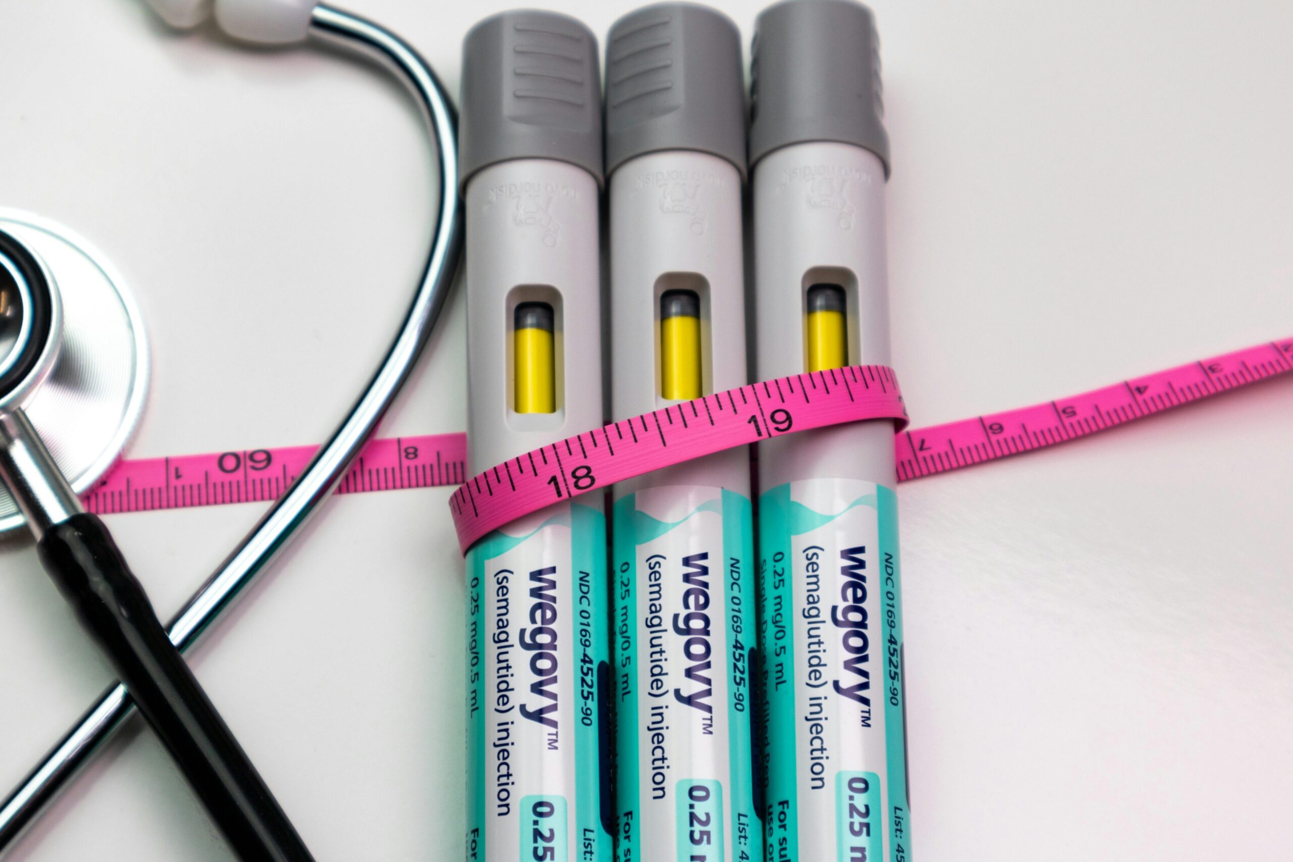 découvrez wegovy, un médicament innovant pour le traitement de l'obésité, proposé sous des conditions strictes. apprenez son fonctionnement, son efficacité et les précautions à prendre pour une gestion optimale de votre poids.