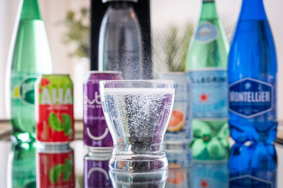 découvrez comment l'eau gazeuse peut vous aider dans votre démarche de perte de poids. apprenez ses bienfaits, son effet sur la satiété et comment l'intégrer de manière savoureuse dans votre alimentation.