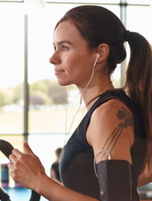 découvrez la méthode 30-30-30, une approche innovante pour améliorer votre concentration et votre efficacité au travail. apprenez à gérer votre temps de manière optimale en alternant des périodes de travail intensif de 30 minutes suivies de pauses relaxantes. transformez votre productivité grâce à cette technique simple et efficace.