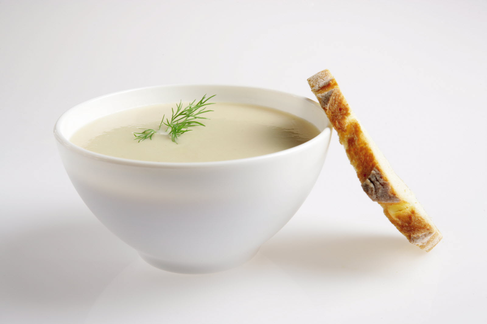 découvrez notre délicieuse recette de soupe anti-inflammatoire, parfaite pour apaiser les douleurs et renforcer votre système immunitaire. avec des ingrédients naturels riches en nutriments, cette soupe réconfortante allie saveur et bien-être. idéale pour toute la famille, elle est facile à préparer et vous aidera à maintenir une santé optimale.