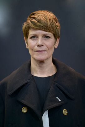 découvrez comment marina foïs fait face à une maladie rare, malgré une perte de poids notable. retour sur son parcours et ses confidences sur sa santé.
