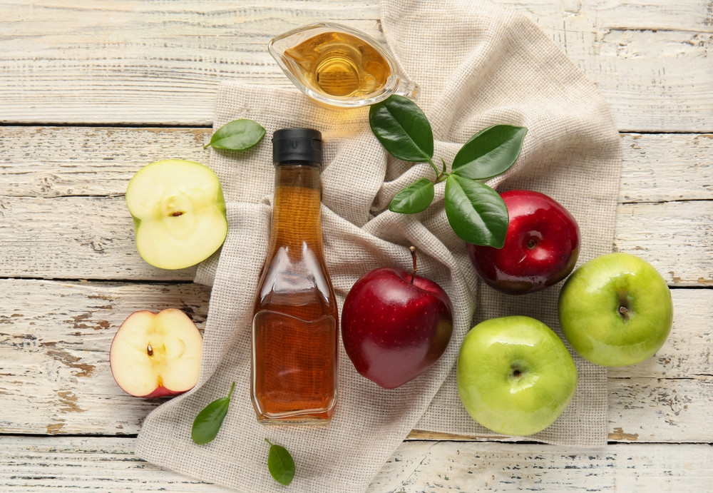 découvrez comment le vinaigre de cidre peut vous aider à perdre du poids naturellement, ses bienfaits, conseils d'utilisation et précautions pour optimiser vos résultats santé.